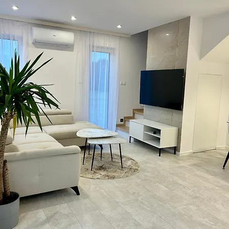Zaleska Apartment *